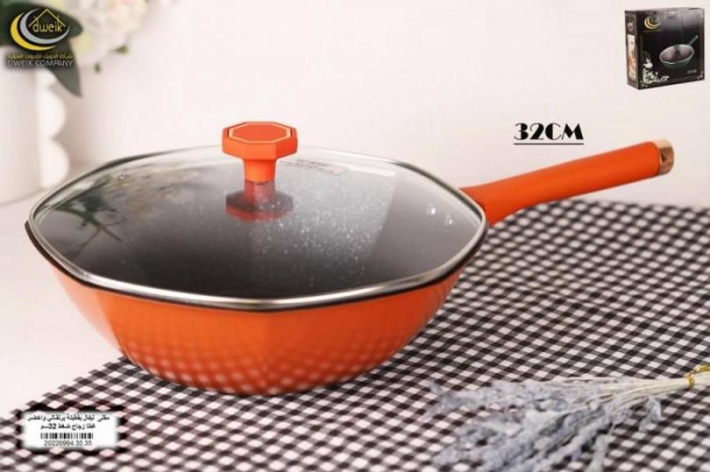 مقلايه مثمنه بغطاء بيركس