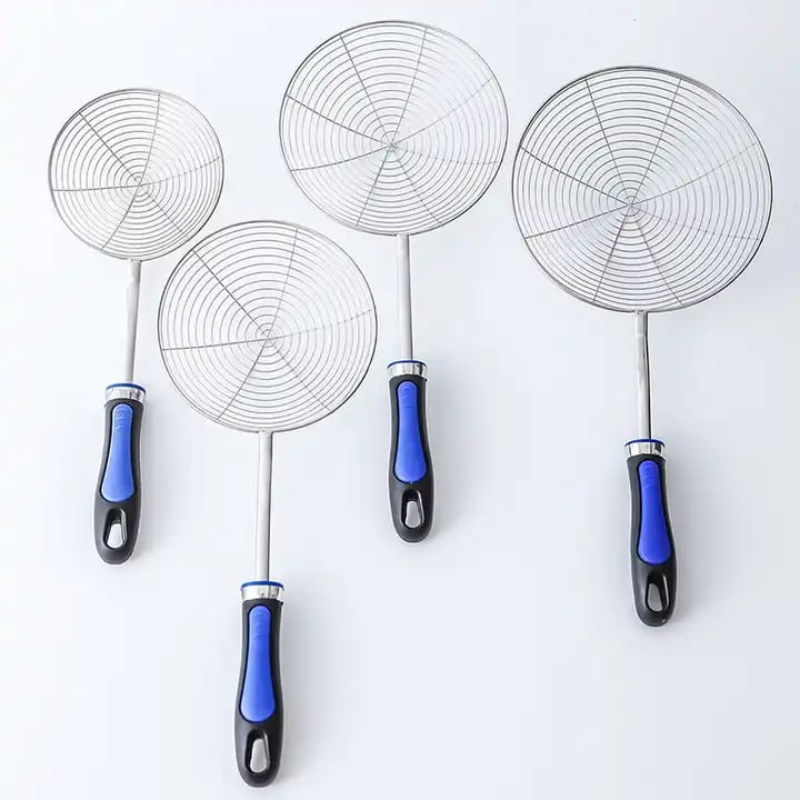 شياله طعميه ك بيد زرقاء